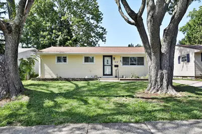 918 Minerva Avenue, Columbus, OH 43229 - Photo 1