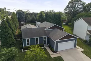 5497 Shannon Heights Blvd, Dublin, OH 43016 - Photo 1