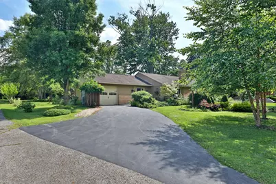 393 Charleston Avenue, Columbus, OH 43214 - Photo 1