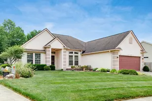 1982 Destin Pl N, Reynoldsburg, OH 43068 - Photo 1