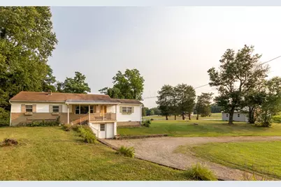 5781 Cincinnati Zanesville Road NE, Lancaster, OH 43130 - Photo 1