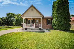 959 Champion Ave, Lancaster, OH 43130 - Photo 1