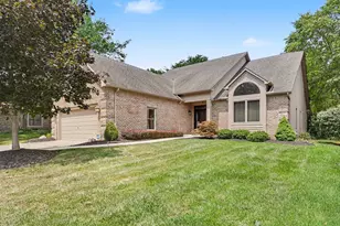 932 Augusta Glen Dr, Columbus, OH 43235 - Photo 1