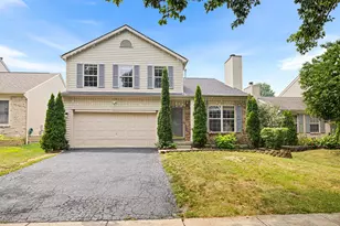 8225 Sea Star Dr, Blacklick, OH 43004 - Photo 1