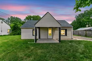 1678 Dewberry Rd, Columbus, OH 43207 - Photo 1