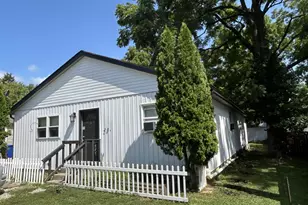 24 Ohio St, Delaware, OH 43015 - Photo 1