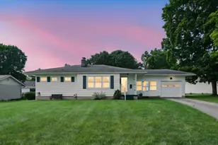 993 Lynwood Ave, Circleville, OH 43113 - Photo 1