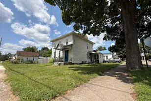 307 E Burgess St, Mount Vernon, OH 43050 - Photo 1