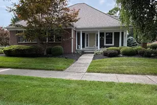 107 Colomen Gwen Cir, Granville, OH 43023 - Photo 1