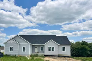 640 Black Rd, Hopewell, OH 43746 - Photo 1