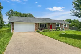 4049 Walnut Grove Cir, Urbana, OH 43078 - Photo 1