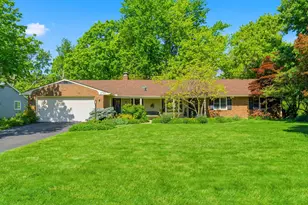 3795 Surrey Hill Pl, Upper Arlington, OH 43220 - Photo 1