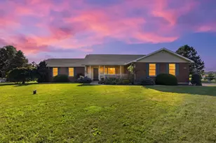 3151 Wall St, Centerburg, OH 43011 - Photo 1
