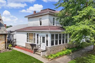 420 E Rensselaer St, Bucyrus, OH 44820 - Photo 1