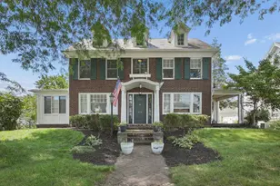 513 S Court St, Circleville, OH 43113 - Photo 1