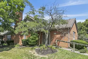 2402 Huntmaster Ln, Grove City, OH 43123 - Photo 1