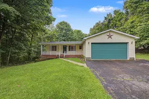 589 Floral Valley Dr W, Howard, OH 43028 - Photo 1