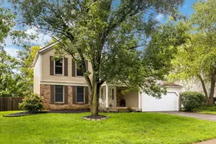 342 Green Meadows Dr W, Powell, OH 43065 - Photo 1