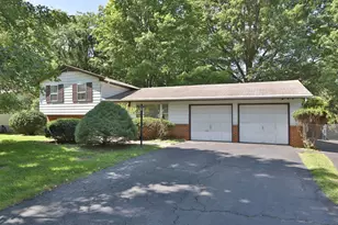 6829 McVey Blvd W, Columbus, OH 43235 - Photo 1