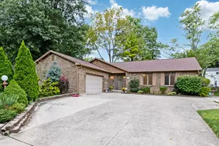 476 Woodview Rd, Westerville, OH 43081 - Photo 1