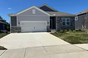 377 Park Vista Dr, Delaware, OH 43015 - Photo 1