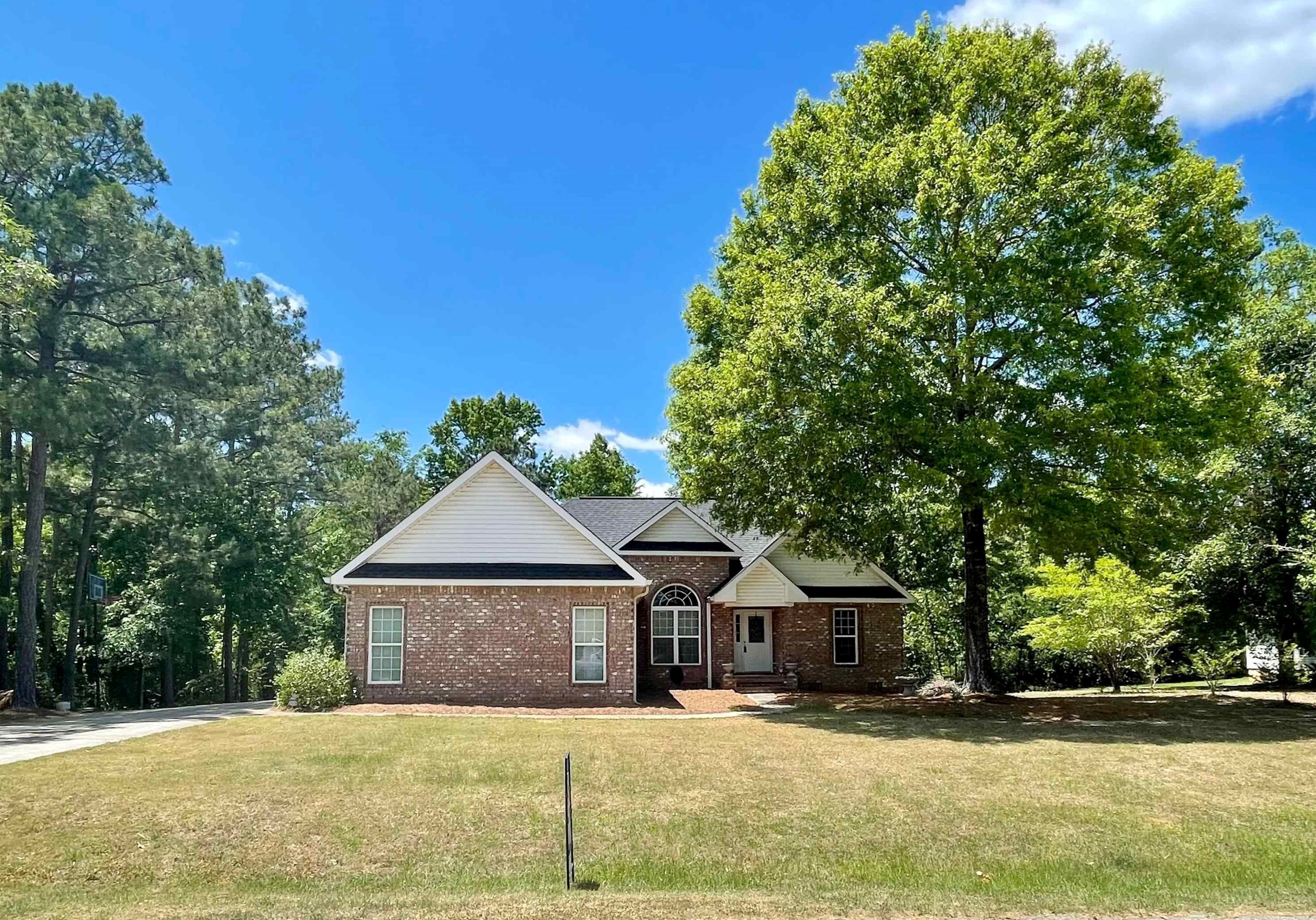 102 Deer Forest Trl, Macon, GA 31216-6973