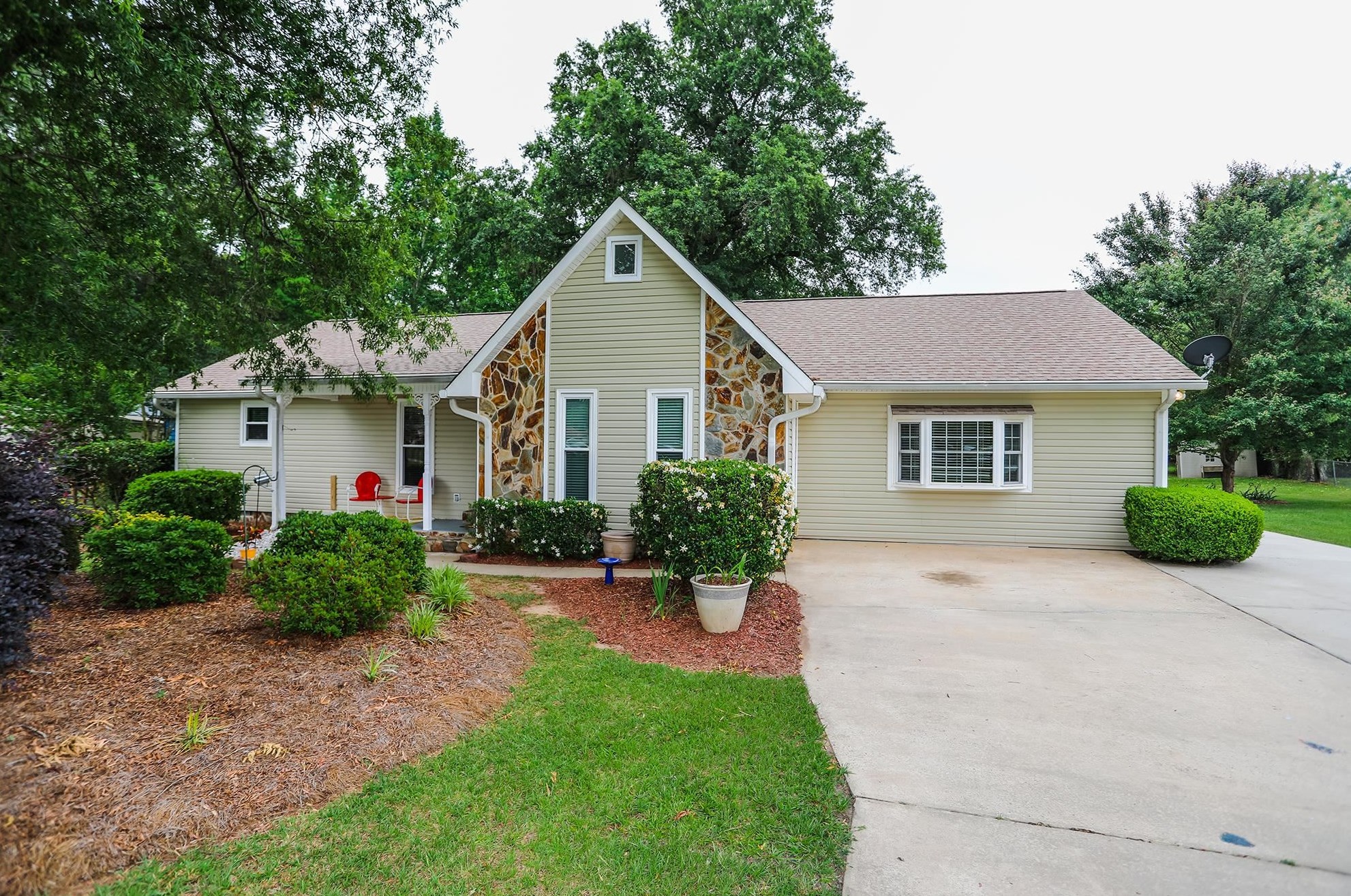 105 Kristle Ln, Perry, GA 31069-9398