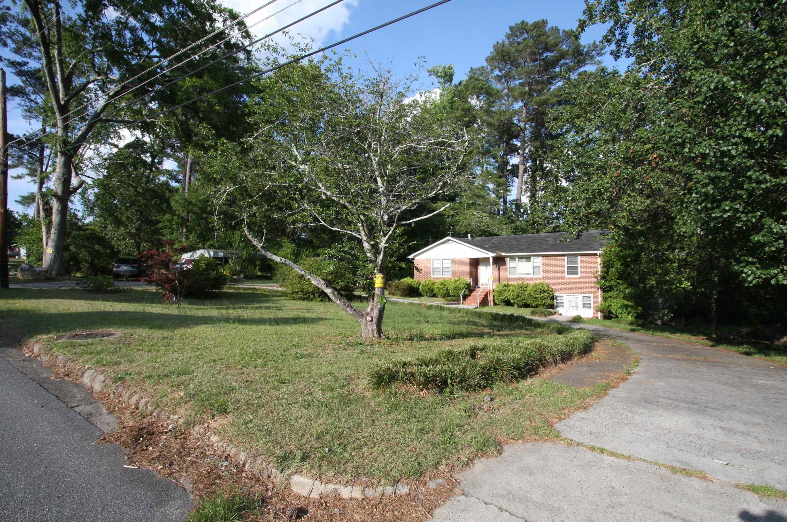 4656 Bishop Rd, Macon, GA 31206-4108
