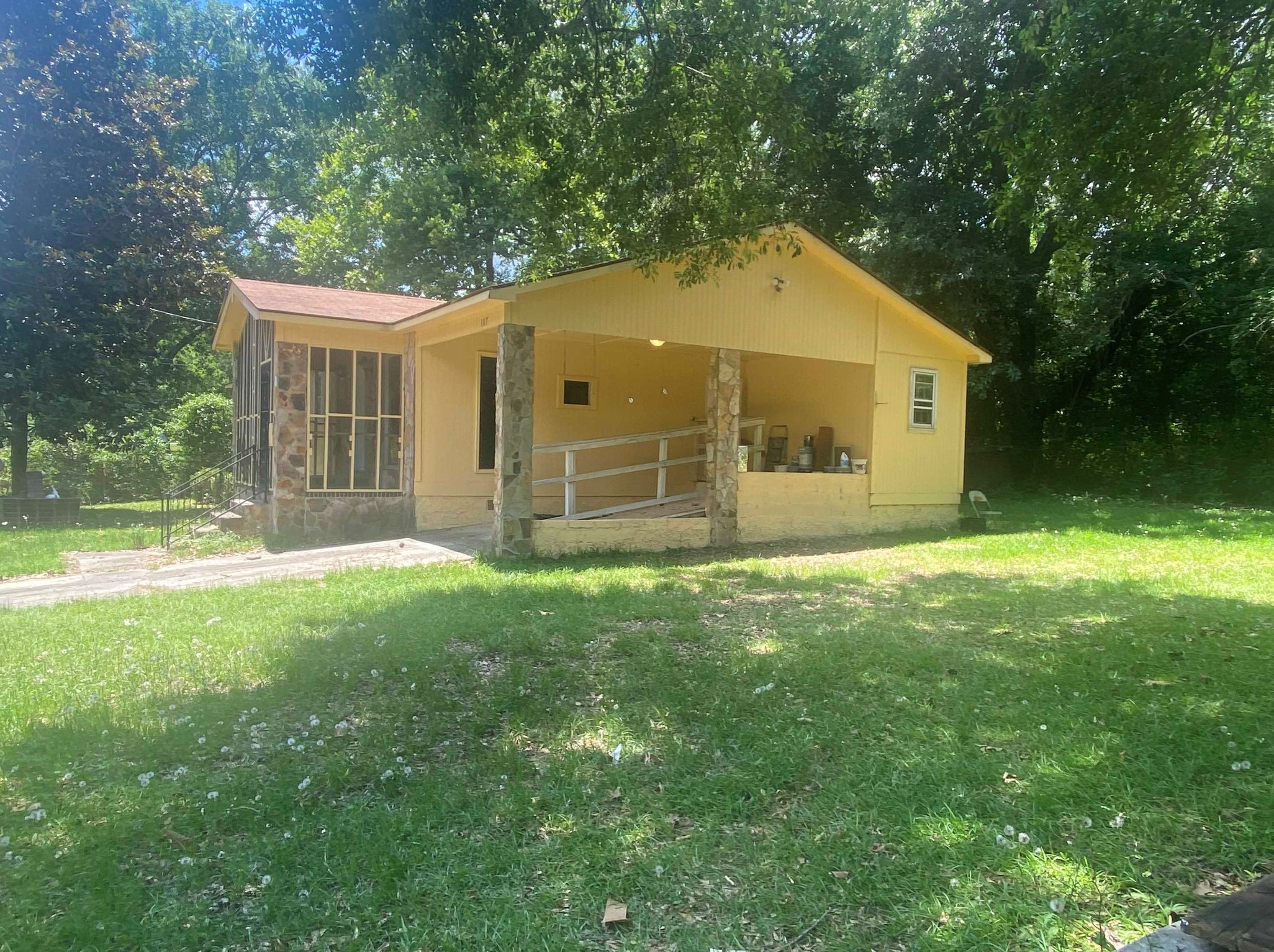 107 Long St, Warner Robins, GA 31093