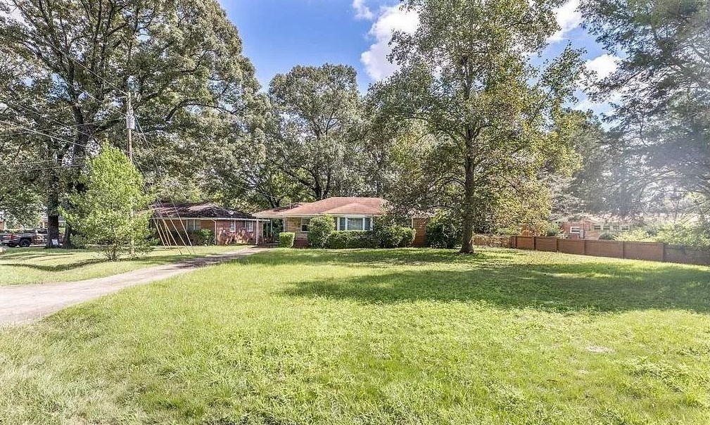 106 Edna Pl, Warner Robins, GA 31093