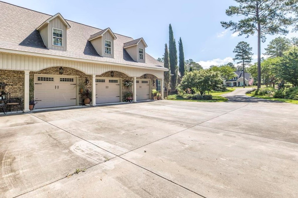 4042 Roundtop Cir, Perry GA  31069-7806 exterior