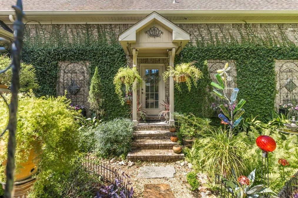 4042 Roundtop Cir, Perry GA  31069-7806 exterior