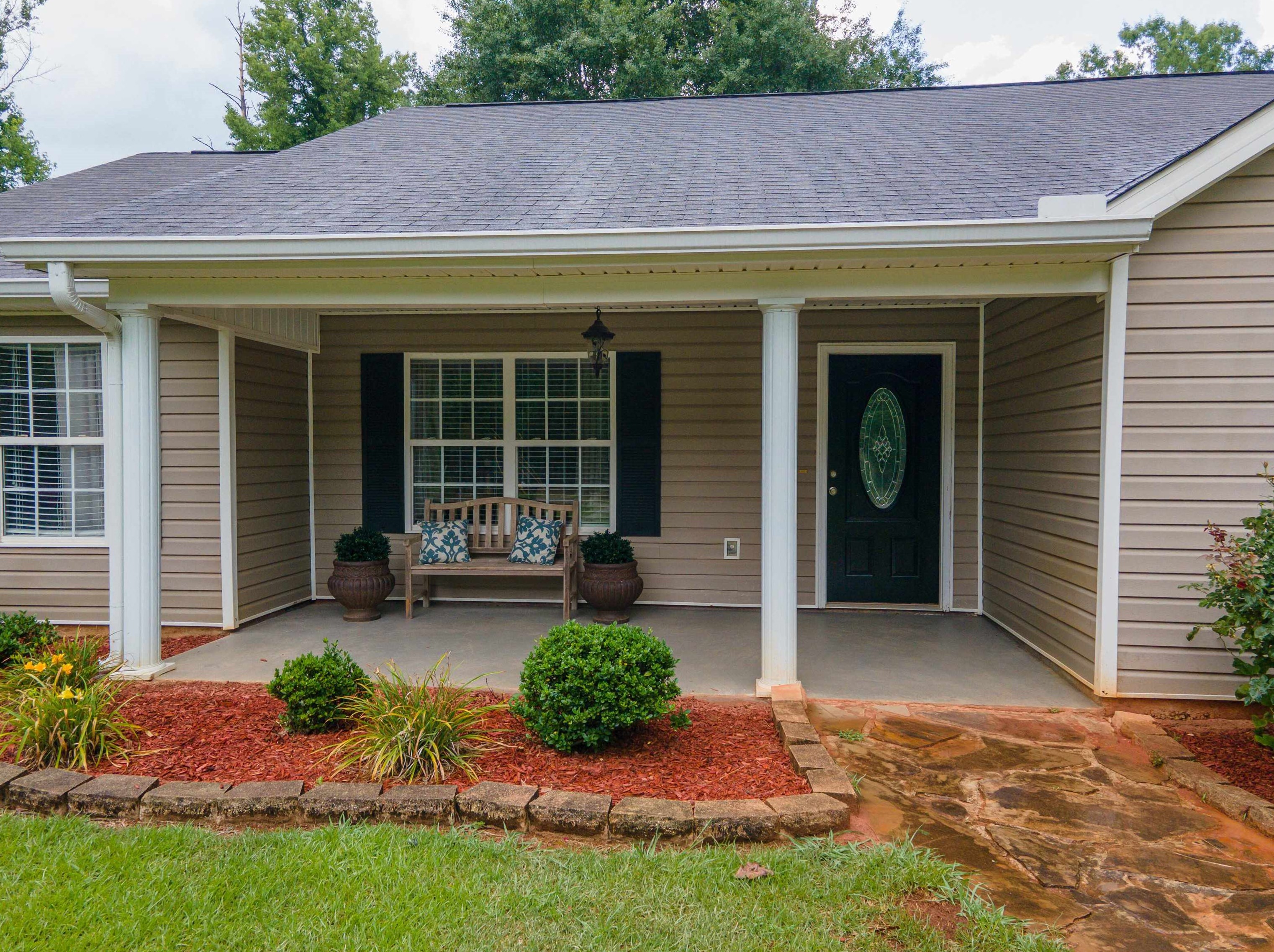 115 Jessica Ln, Gray, GA 31032