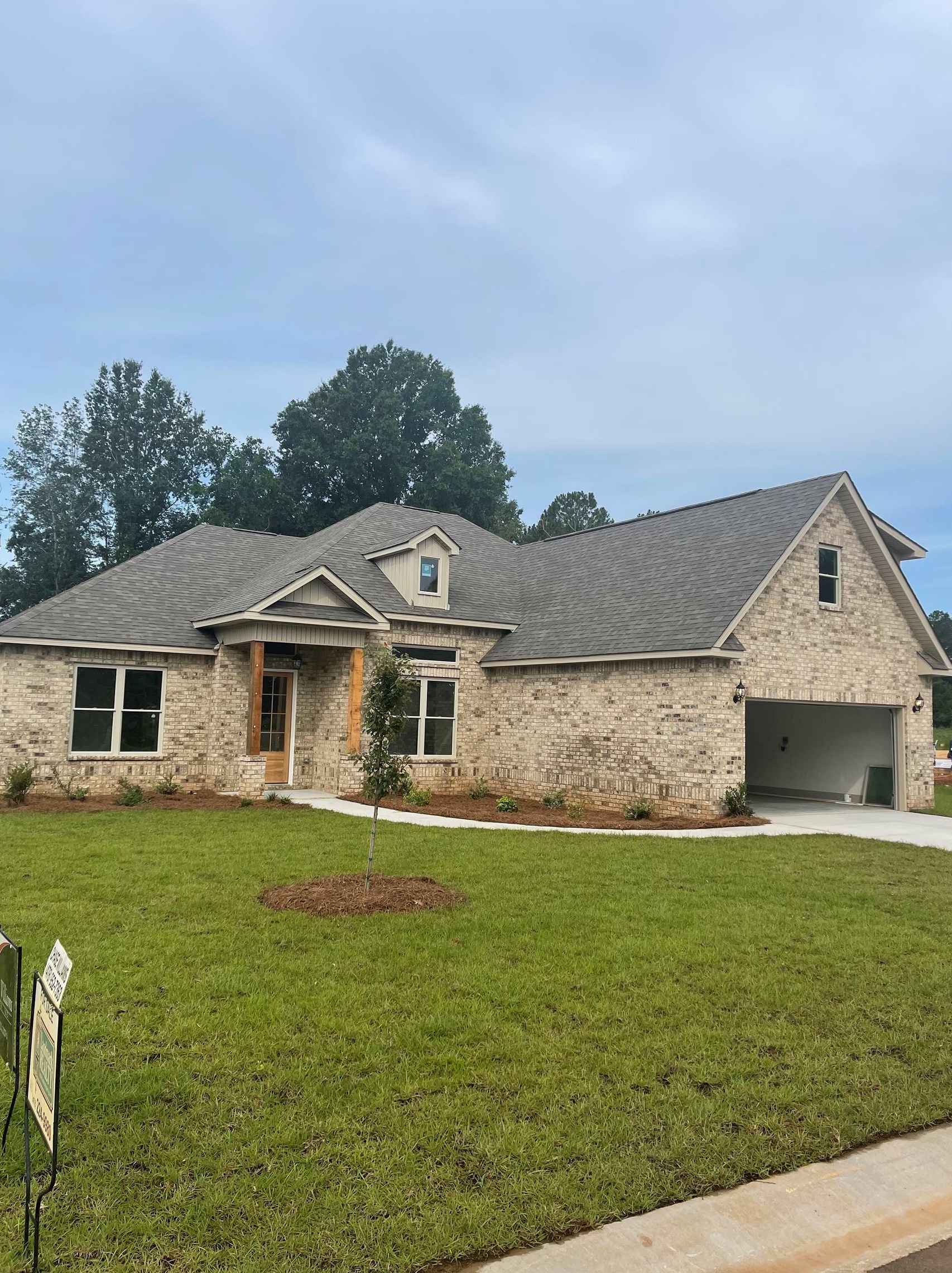 405 Clifton Rd, Perry, GA 31069-2292