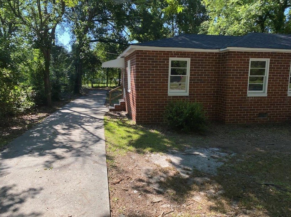 1120 Burton Ave, Macon GA  31204-4304 exterior