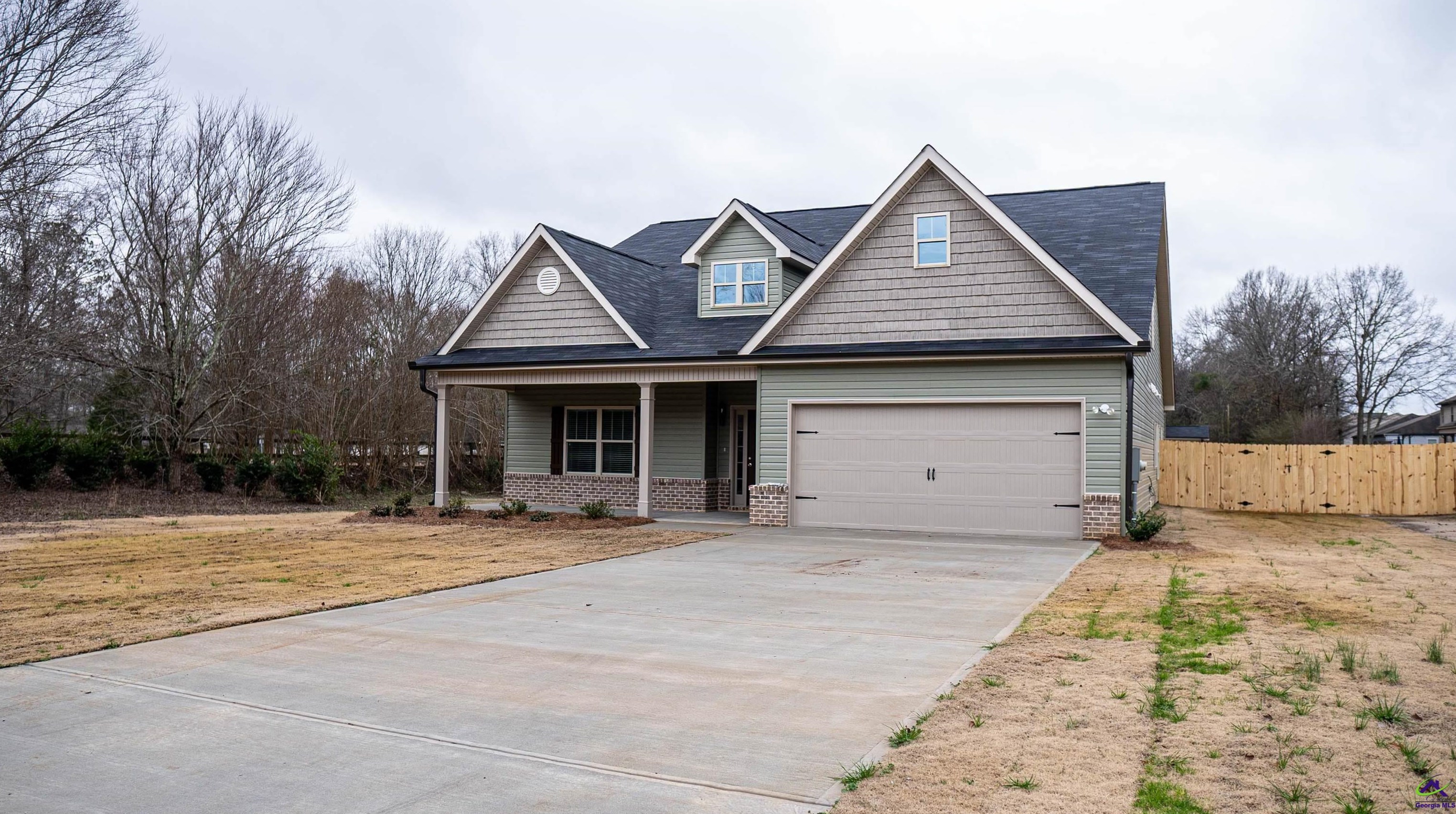 100 Sweetspire Ln, Powersville, GA 31008