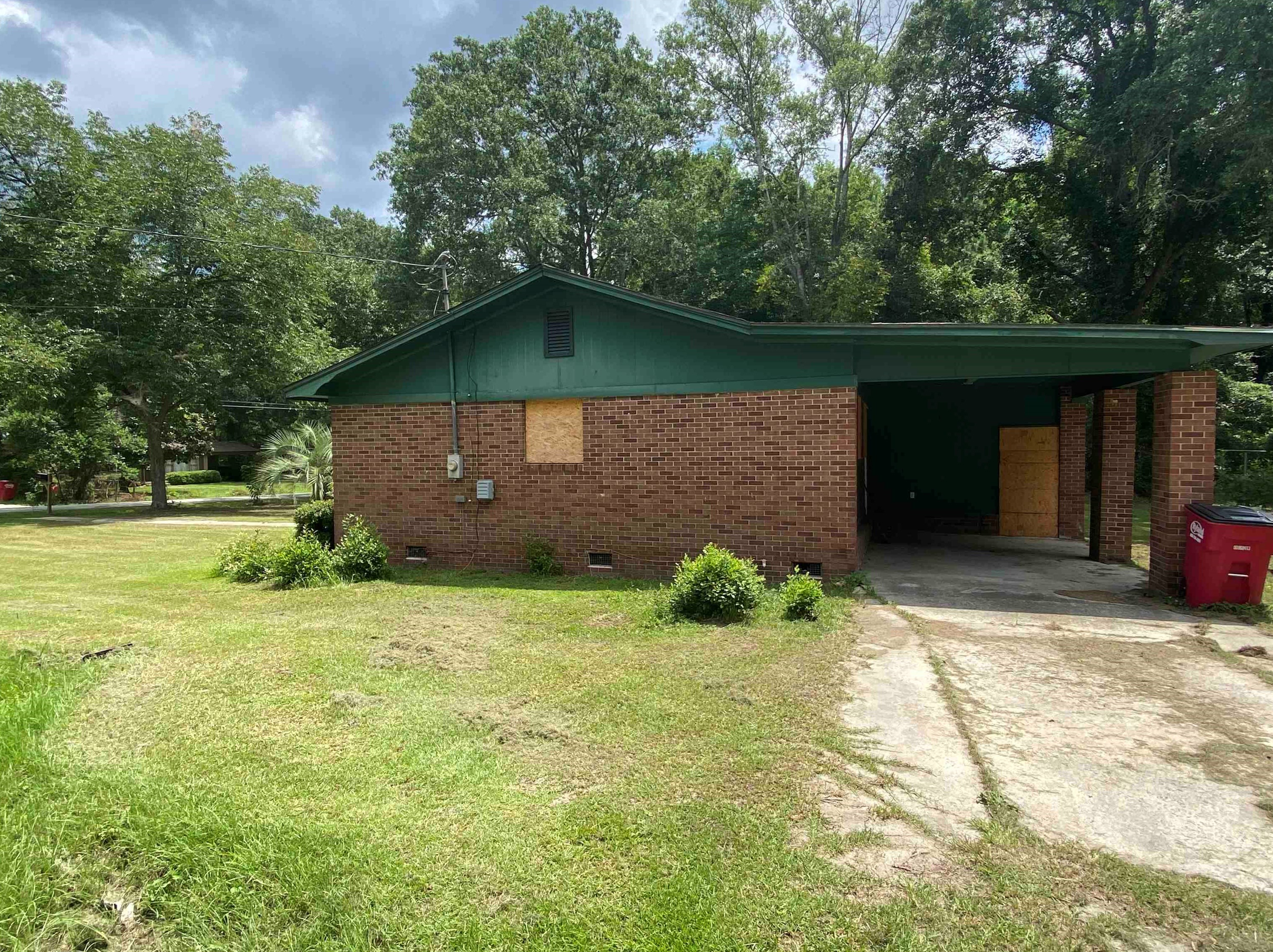 64 E Magnolia St, Mc Rae, GA 31055