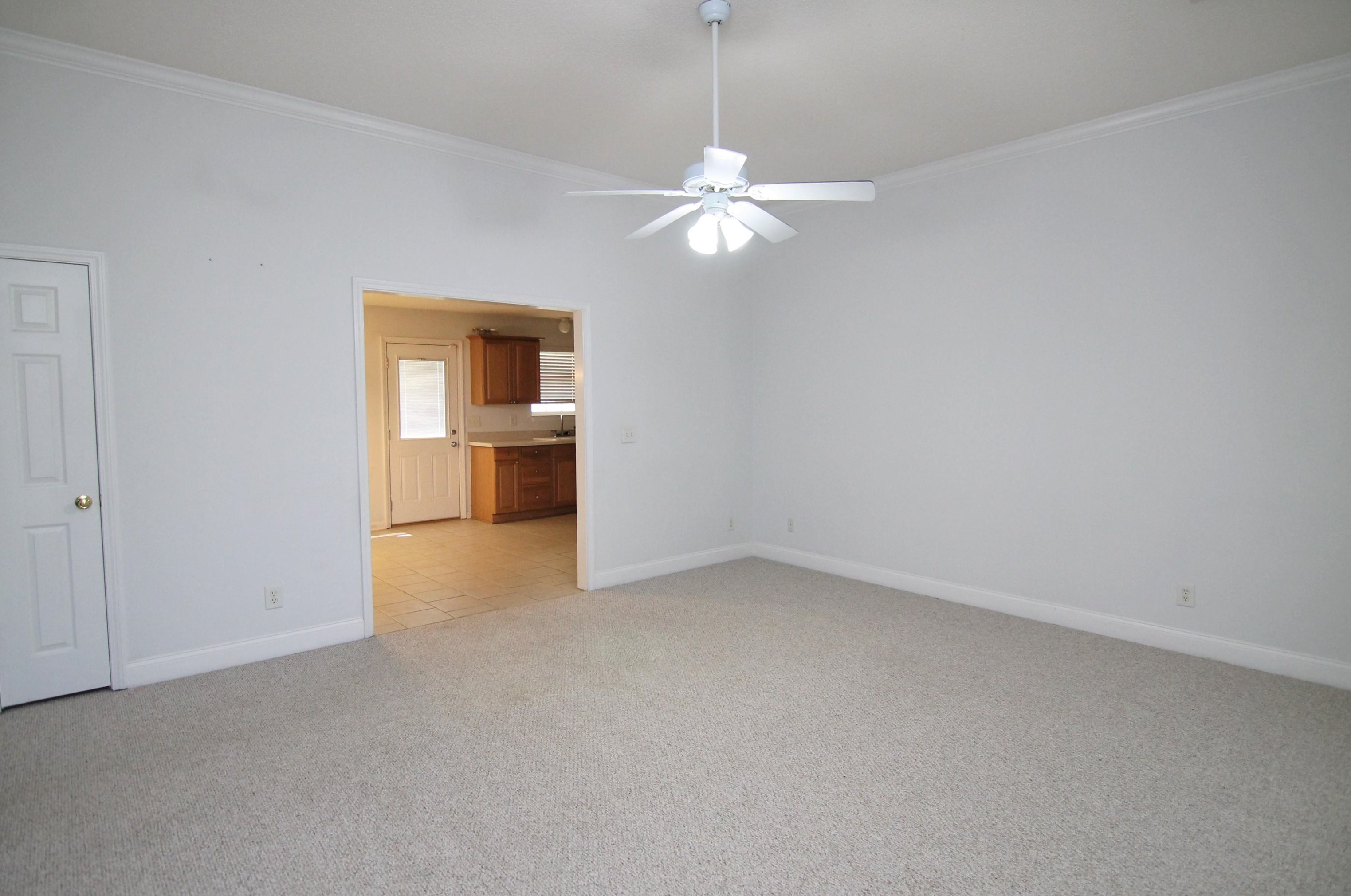 301 Melvina Dr, Warner Robins, GA 31088