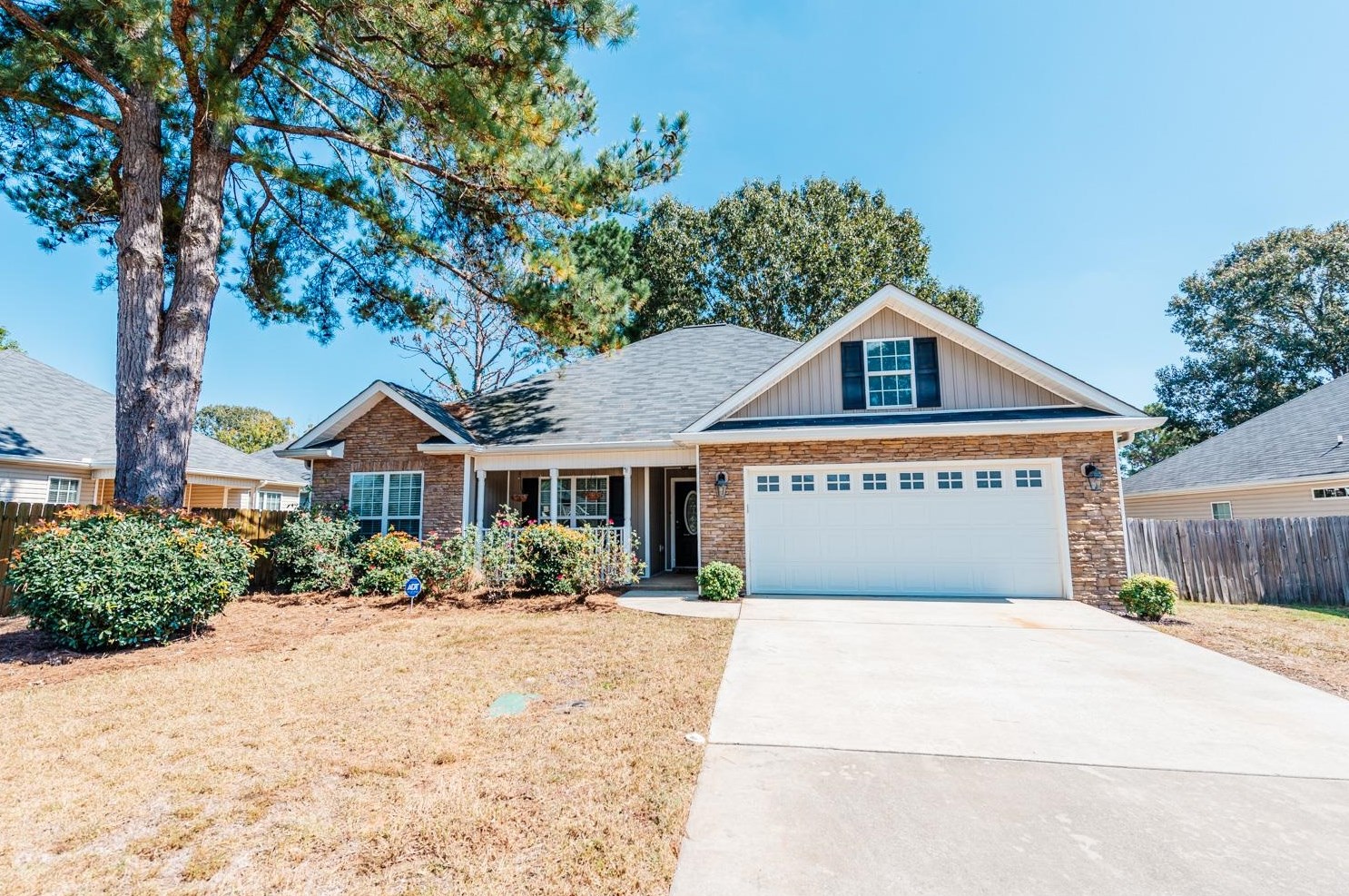 104 Manorwood Ln, Kathleen, GA 31047