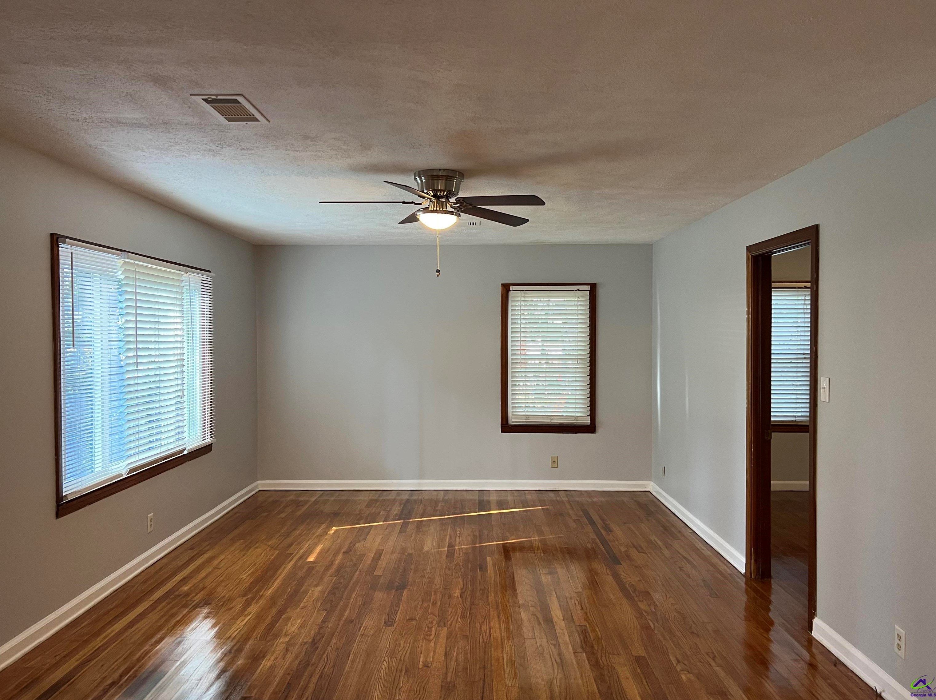 102 Jones Pl, Warner Robins, GA 31088