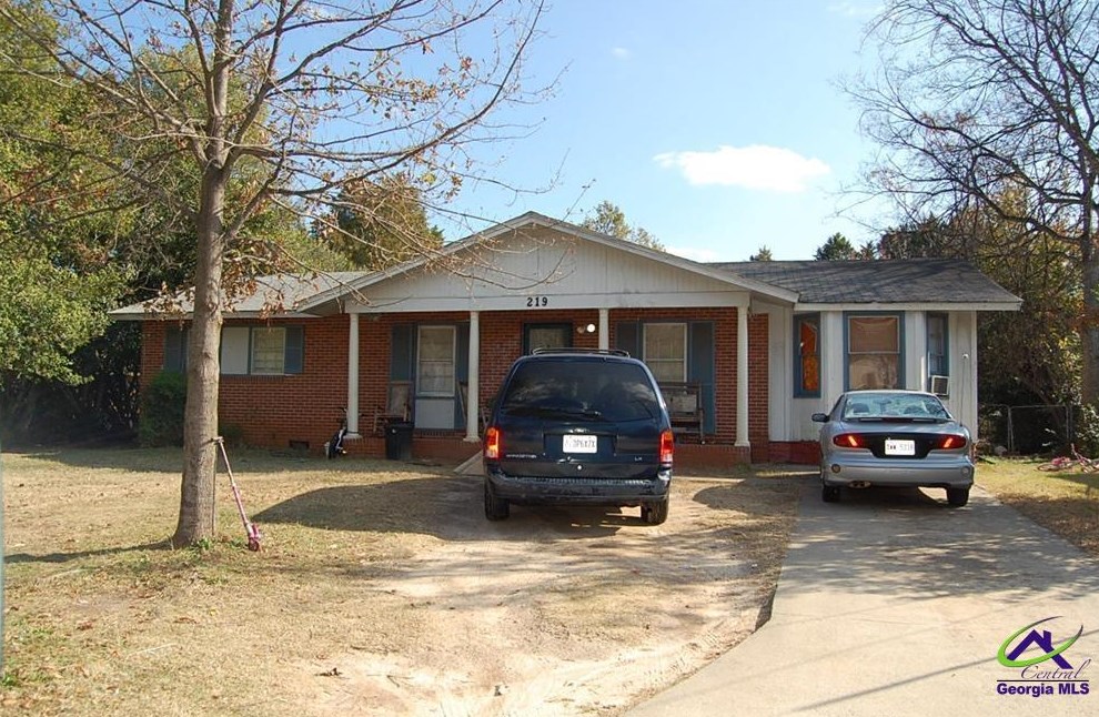 103 Country Pl, Warner Robins, GA 31093
