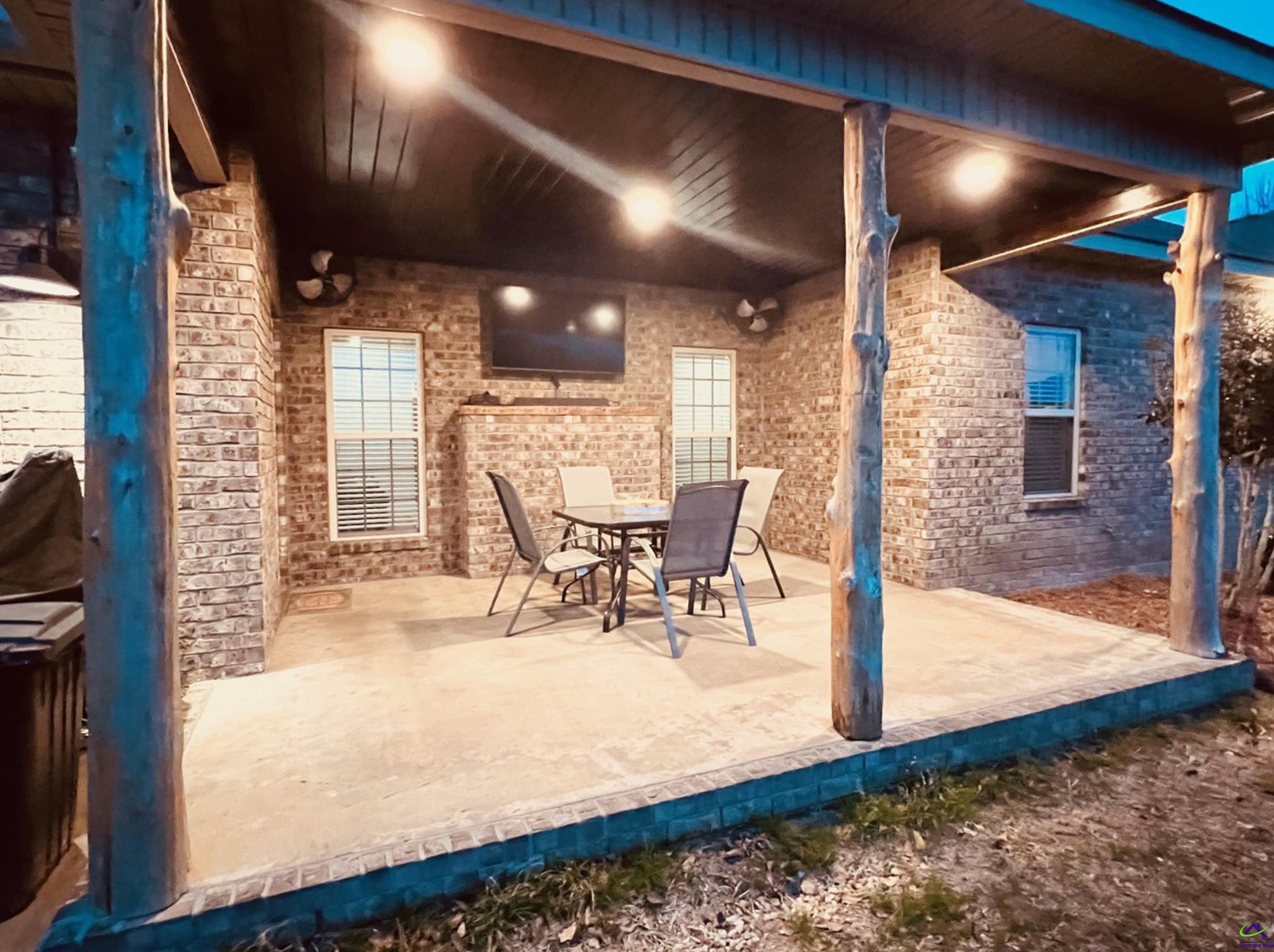 2017 Pin Oak Terrace, Bonaire, GA 31005