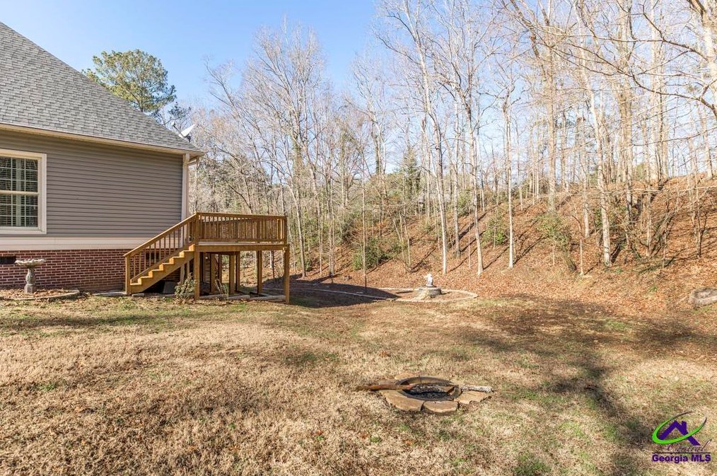 128 Huntington Pl, Macon GA  31210-4252 exterior