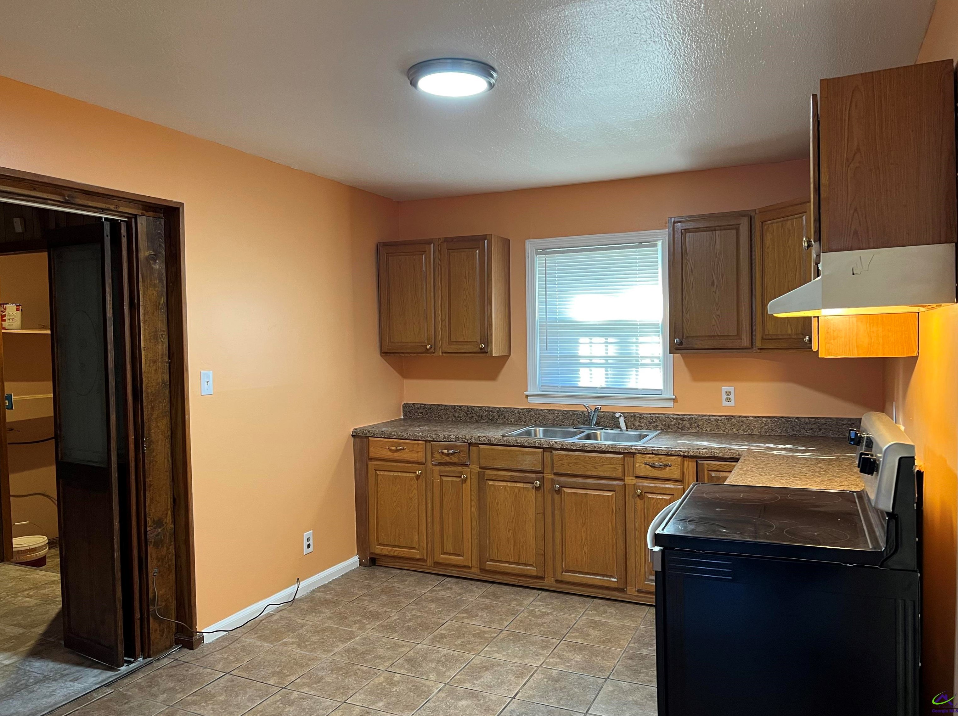 3862 Stacy Dr, Macon GA  31204-5645 exterior