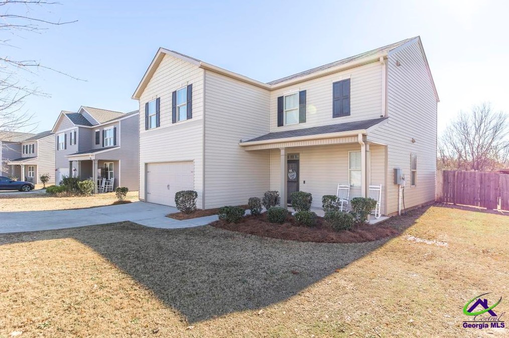234 Flowing Meadows Dr, Kathleen, GA 31047