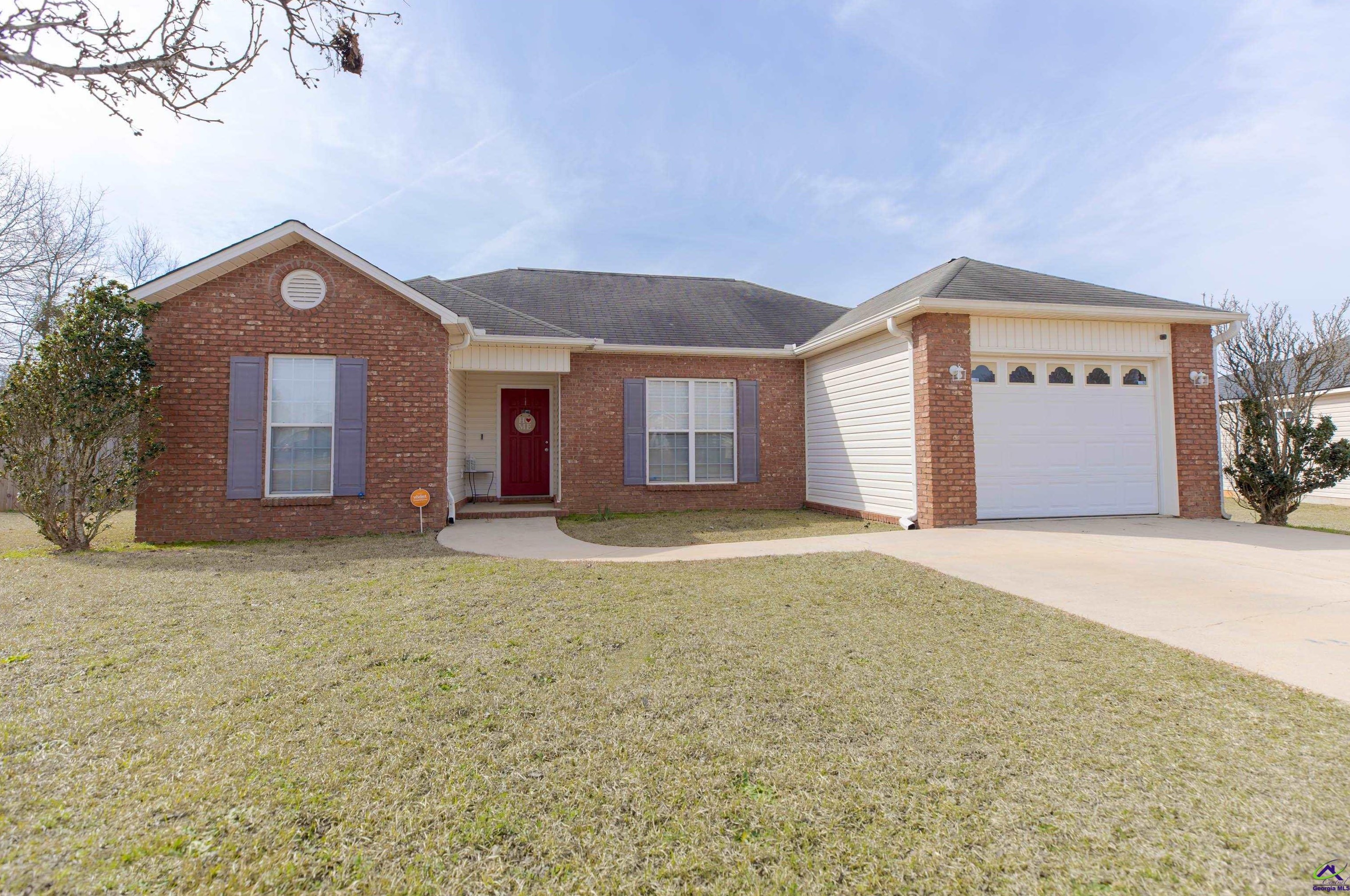 104 Selena Ct, Warner Robins, GA 31088