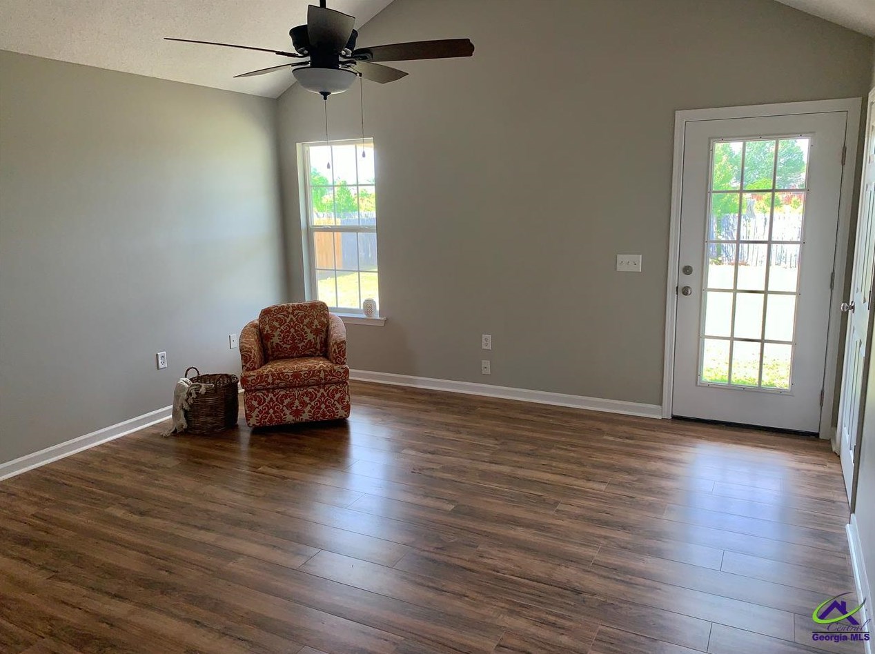 409 Wynfield Ln, Bonaire, GA 31005