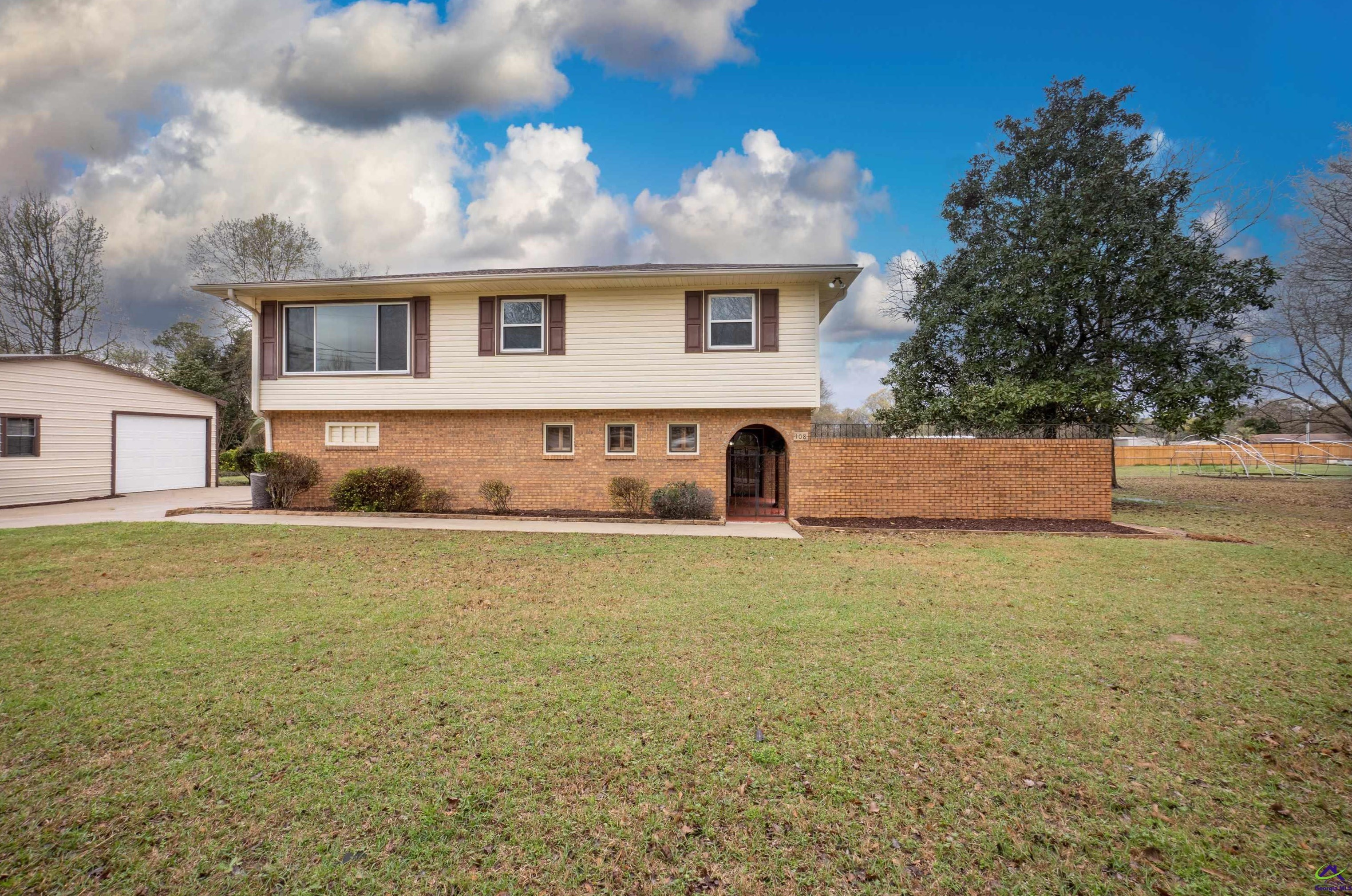 108 Horseshoe Dr, Warner Robins, GA 31093