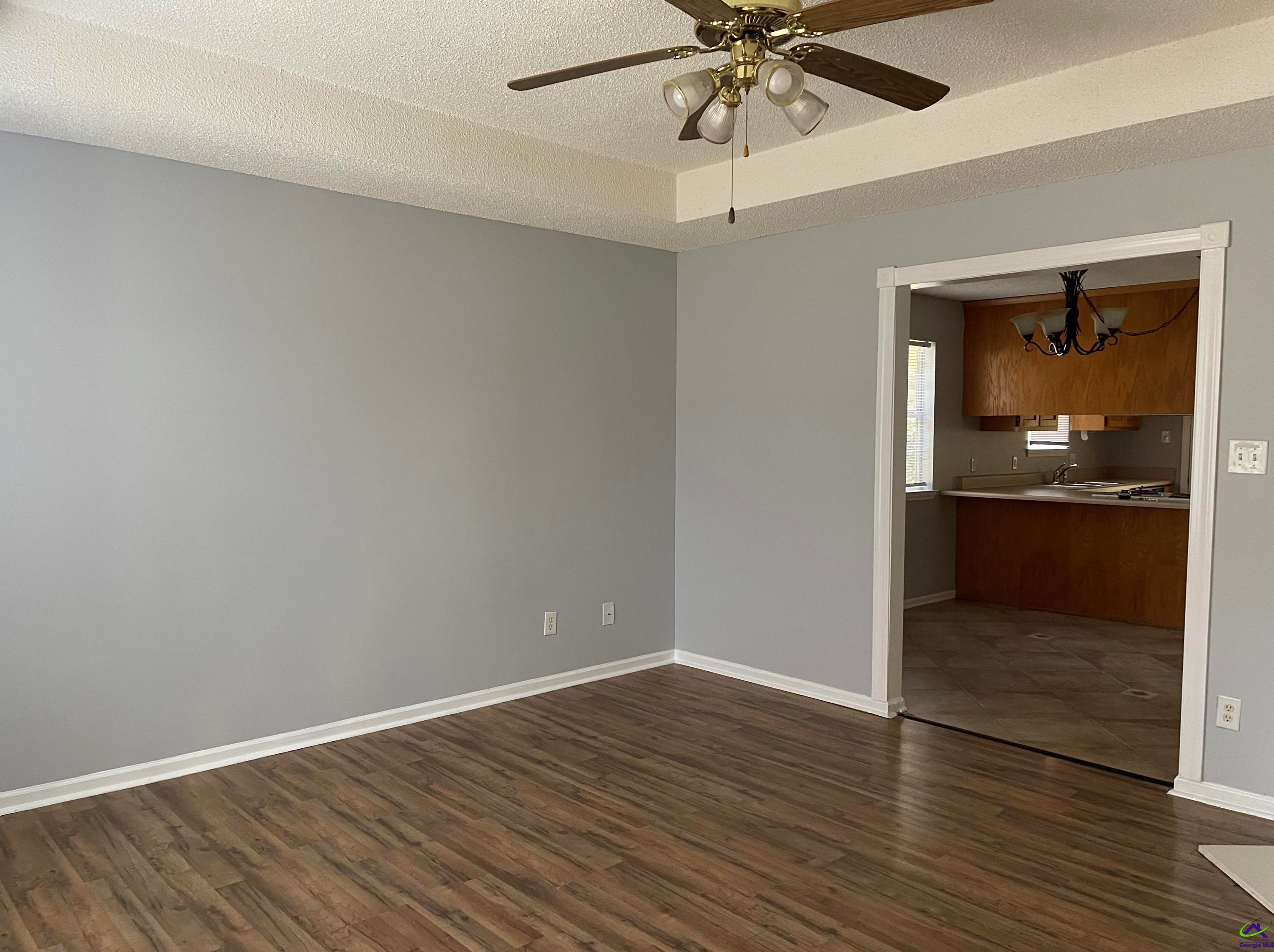 117 Willis Creek Rd, Warner Robins, GA 31088