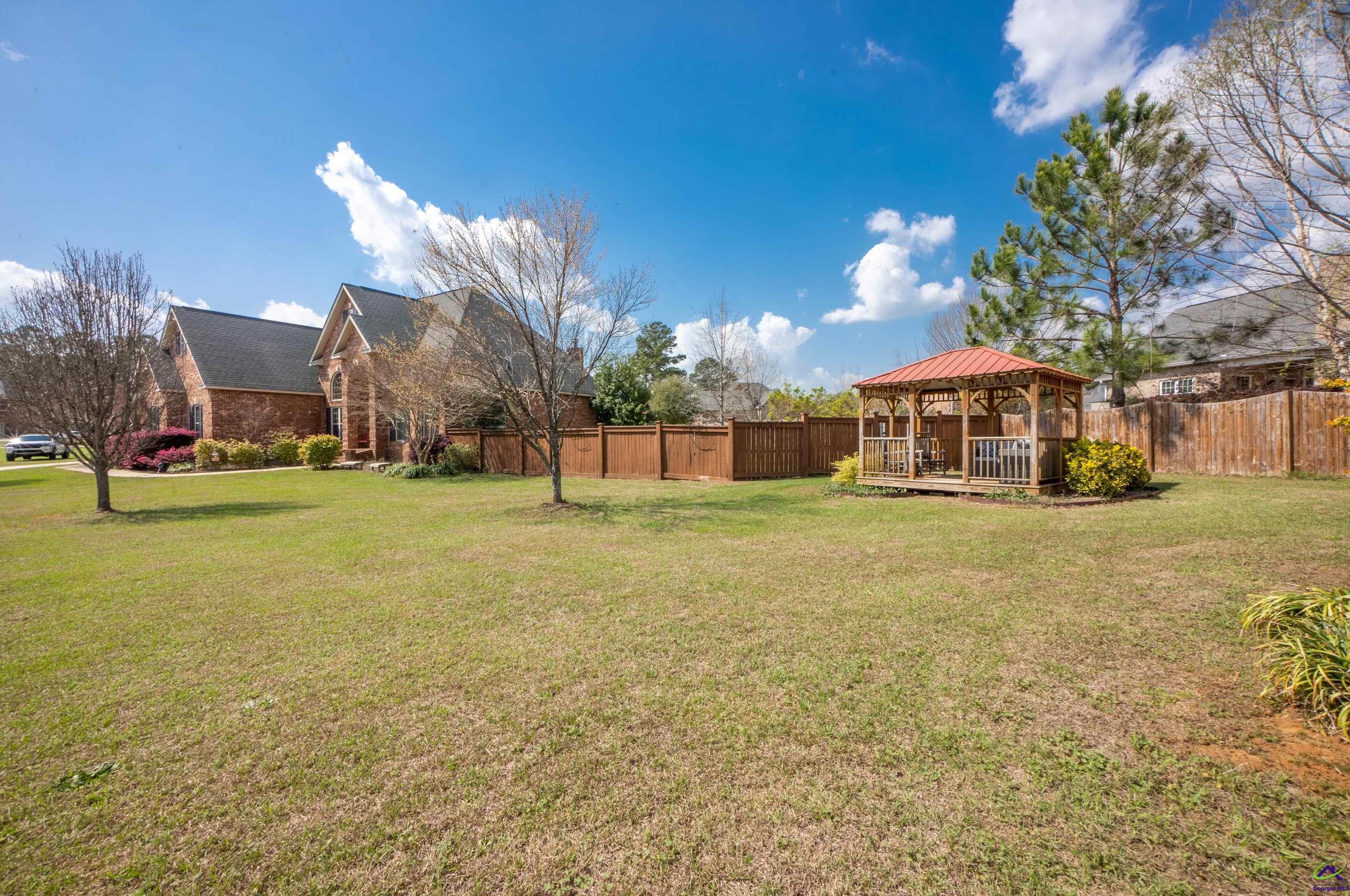 202 Stratford Hills Dr, Bonaire, GA 31005